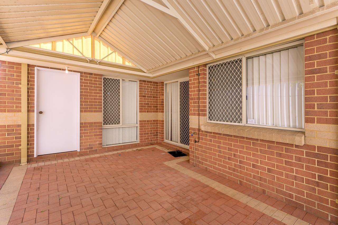 City Heights Perth Bagian luar foto